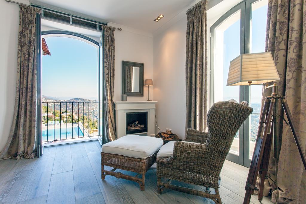 Maison Saint Christophe Γκρας Εξωτερικό φωτογραφία